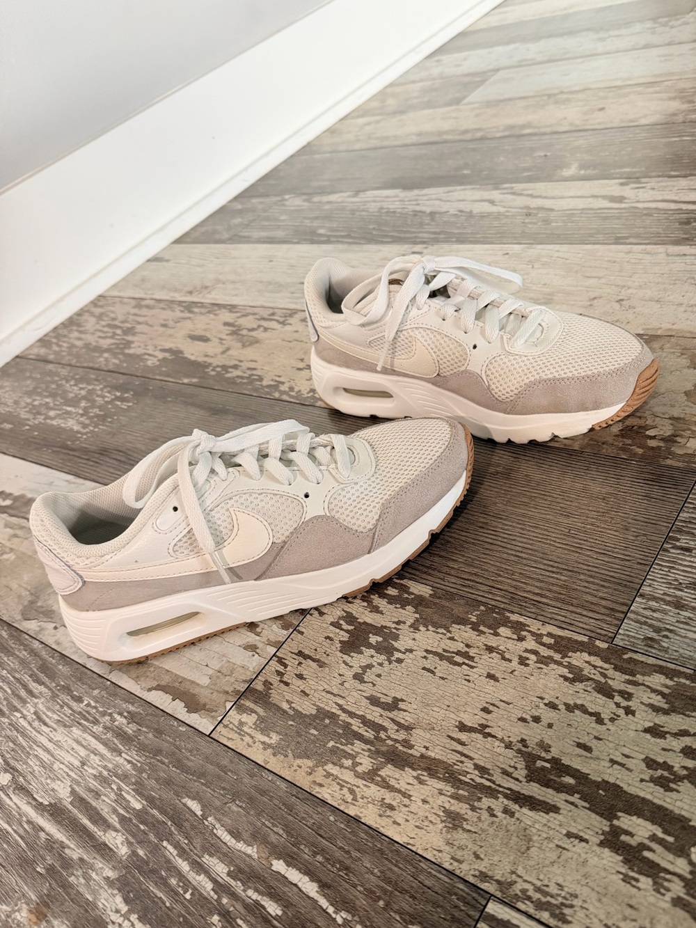 Nike Women's Air Max Light Gray White Mesh Suede Sneakers Size 6.5
